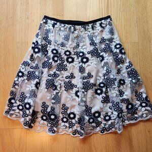 TAHARI NICOLE Mesh Metallic Embroidered Pleated Skirt Sz 10 Cottagecore Lined